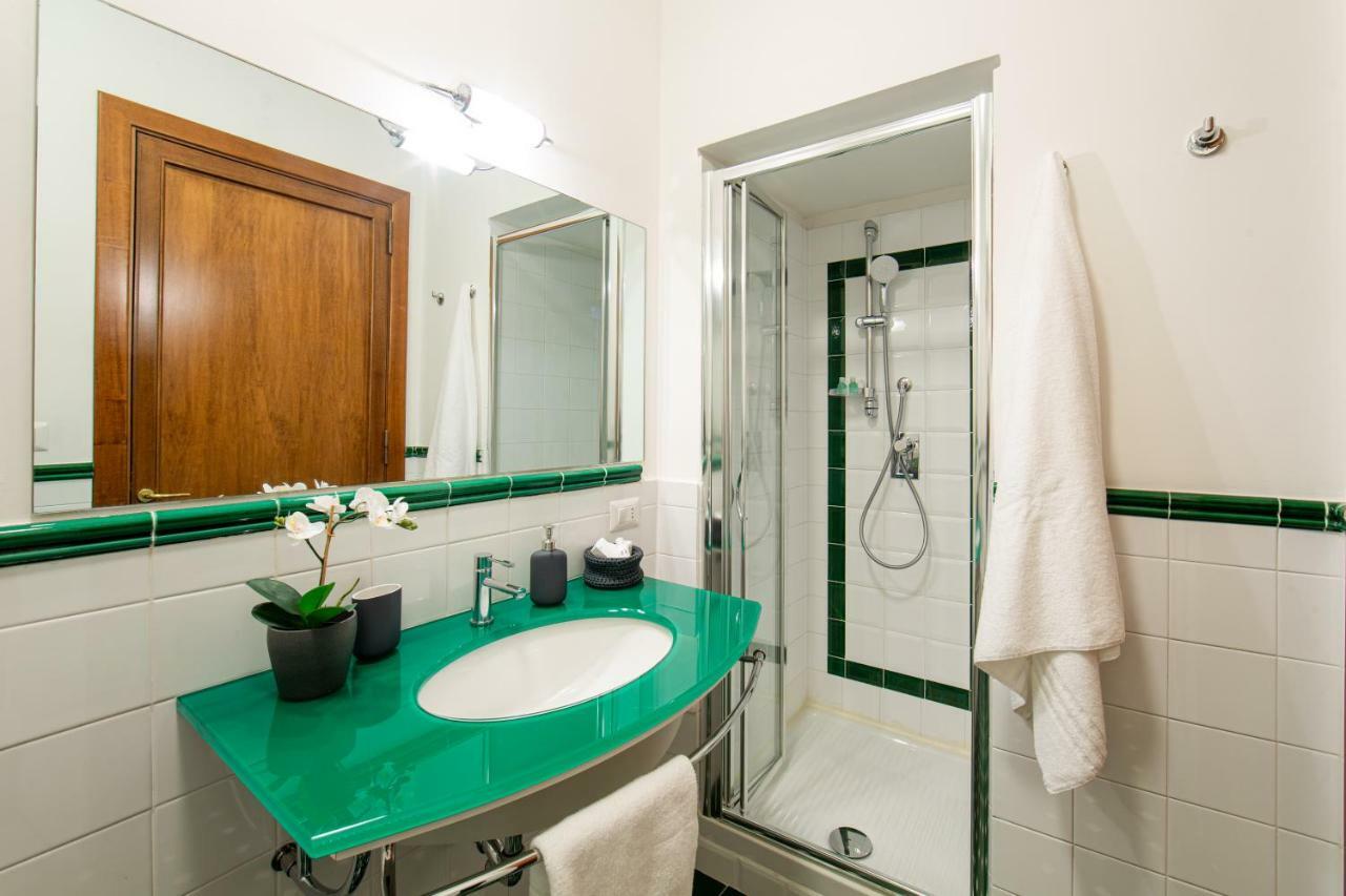 Lombardia40 Luxury Suites Rom Exteriör bild